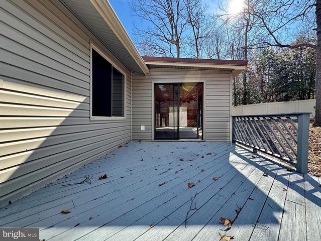 401 BUTTERNUT CT, La Plata, MD 20646