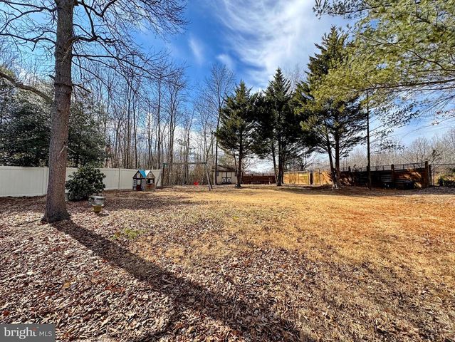 401 BUTTERNUT CT, La Plata, MD 20646