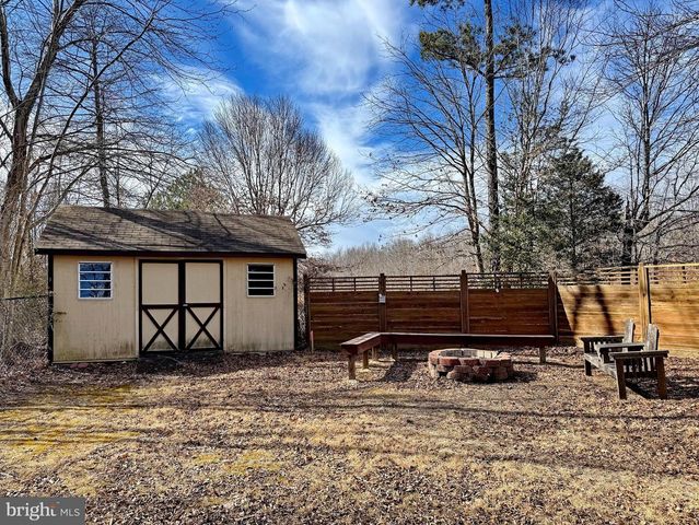 401 BUTTERNUT CT, La Plata, MD 20646