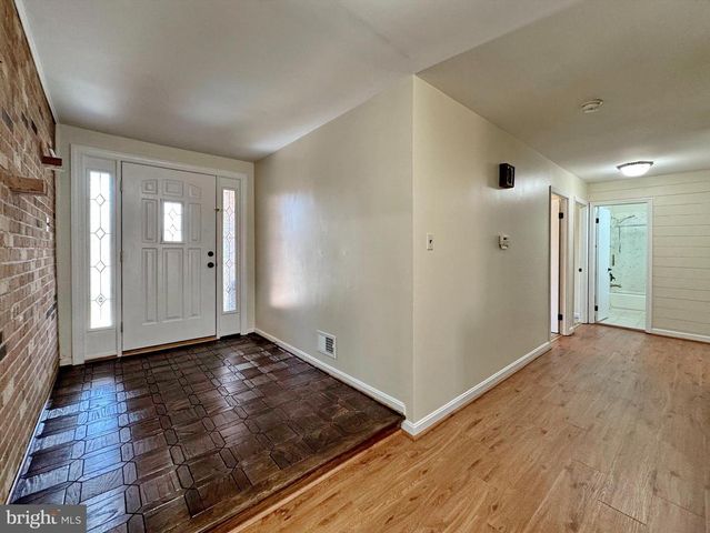 401 BUTTERNUT CT, La Plata, MD 20646