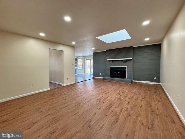 401 BUTTERNUT CT, La Plata, MD 20646