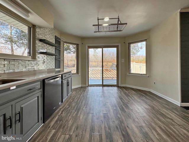 401 BUTTERNUT CT, La Plata, MD 20646