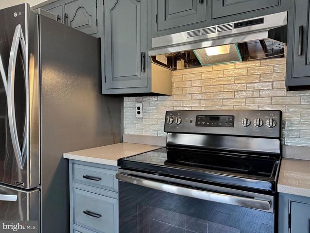 401 BUTTERNUT CT, La Plata, MD 20646