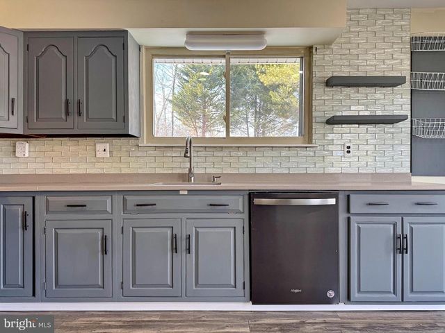 401 BUTTERNUT CT, La Plata, MD 20646