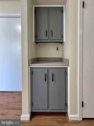 401 BUTTERNUT CT, La Plata, MD 20646