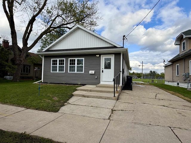145 S Randall Avenue, Janesville, WI 53545