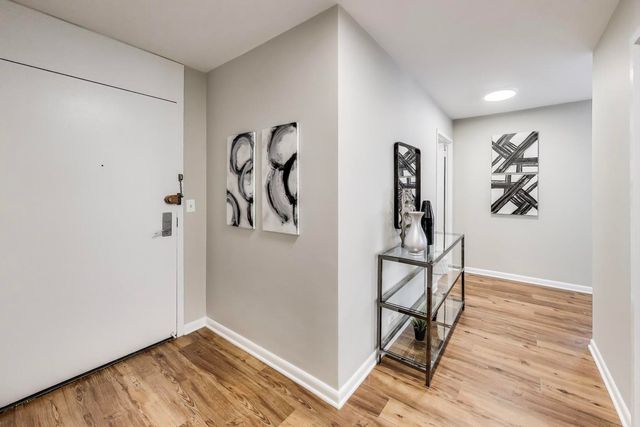 2800 N LAKE SHORE Drive 517, Chicago, IL 60657