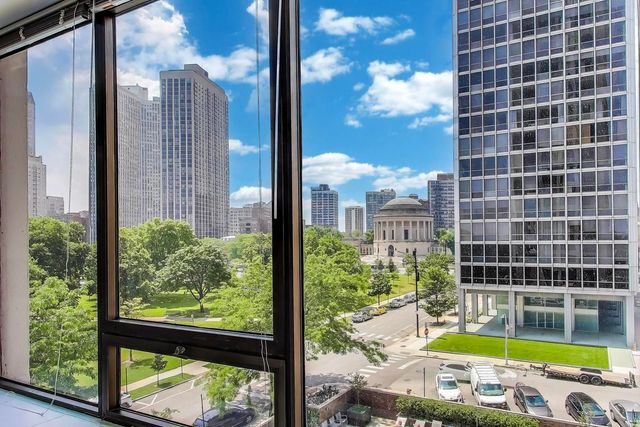 2800 N LAKE SHORE Drive 517, Chicago, IL 60657