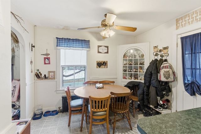 25-27 Brooks St, Maynard, MA 01754