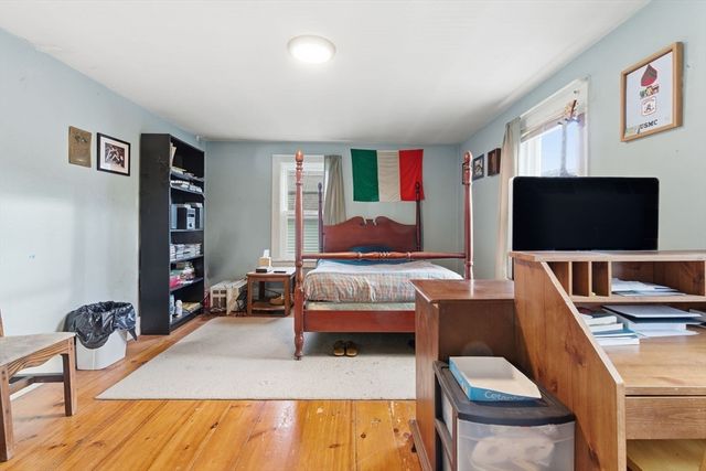 25-27 Brooks St, Maynard, MA 01754