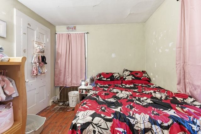 25-27 Brooks St, Maynard, MA 01754