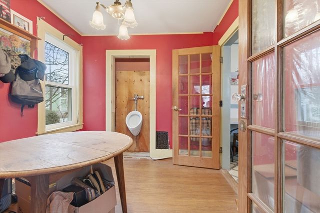 25-27 Brooks St, Maynard, MA 01754