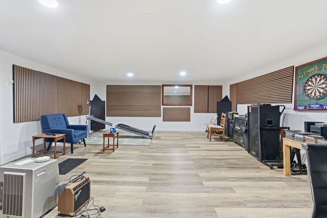 25-27 Brooks St, Maynard, MA 01754