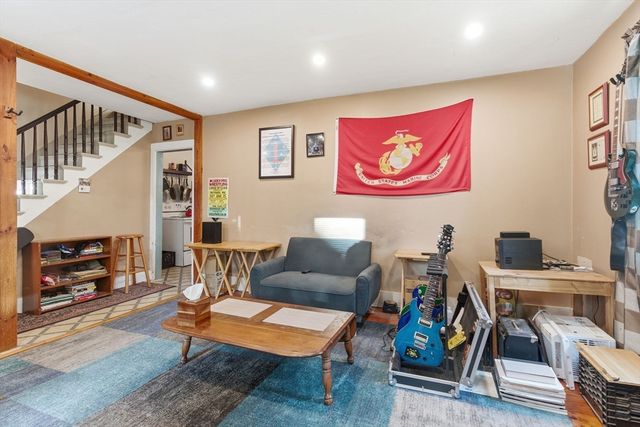 25-27 Brooks St, Maynard, MA 01754