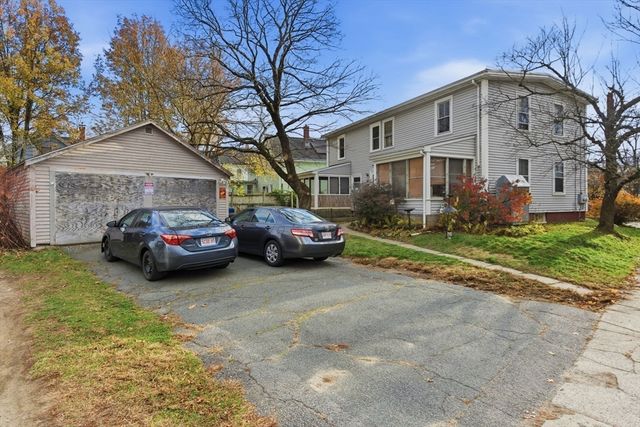 25-27 Brooks St, Maynard, MA 01754