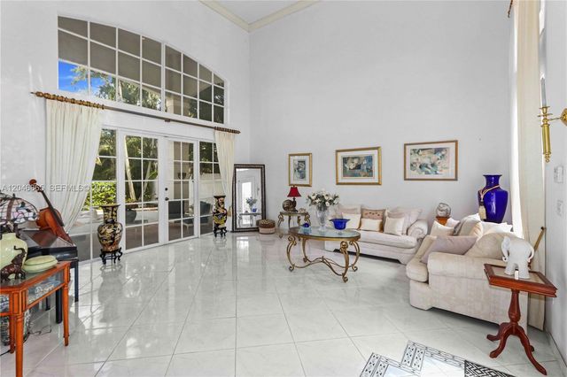 16048 NW 82nd Place, Miami Lakes, FL 33016