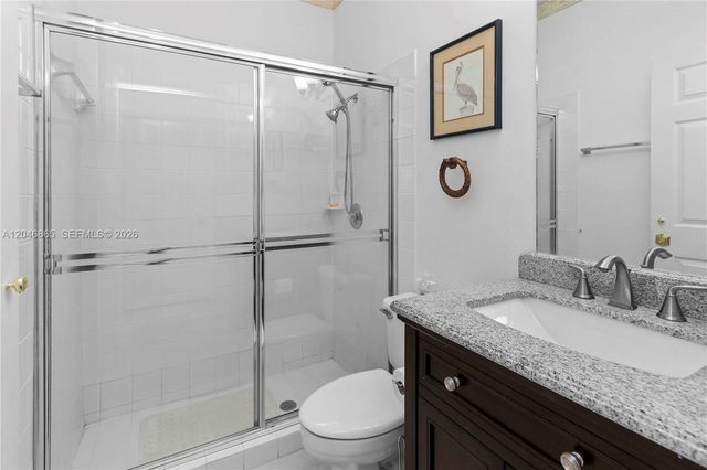 16048 NW 82nd Place, Miami Lakes, FL 33016