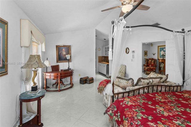 16048 NW 82nd Place, Miami Lakes, FL 33016