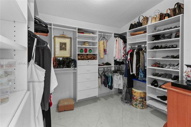16048 NW 82nd Place, Miami Lakes, FL 33016