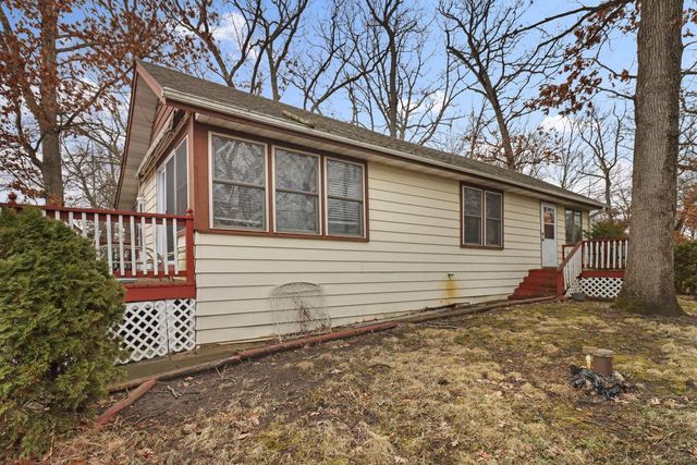 534 Oakwood TRAIL, Twin Lakes, WI 53181