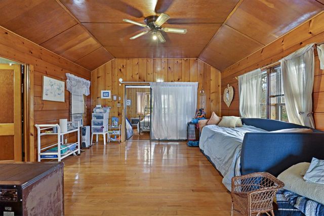 534 Oakwood TRAIL, Twin Lakes, WI 53181