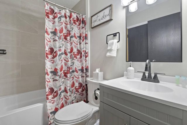 1374 Chickweed Street, Blacklick, OH 43004