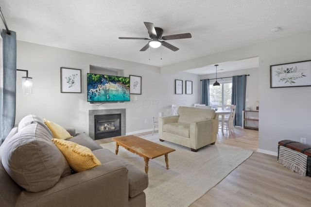 1374 Chickweed Street, Blacklick, OH 43004