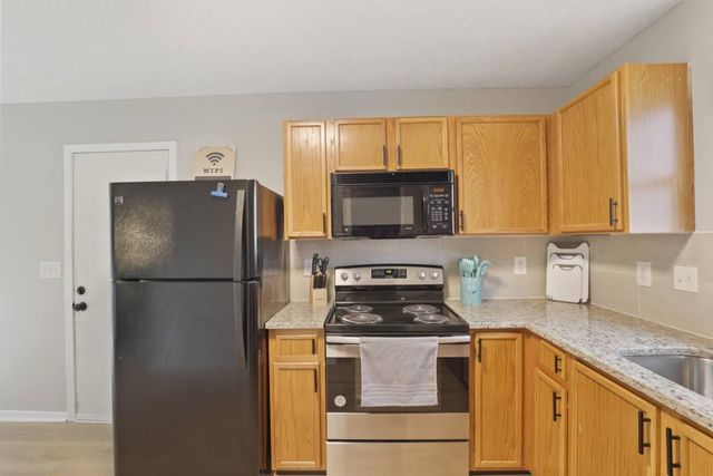 1374 Chickweed Street, Blacklick, OH 43004