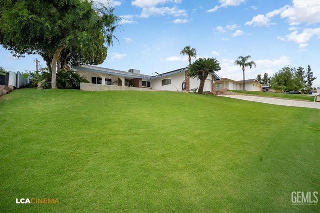 3108 Pesante Road, Bakersfield, CA 93306