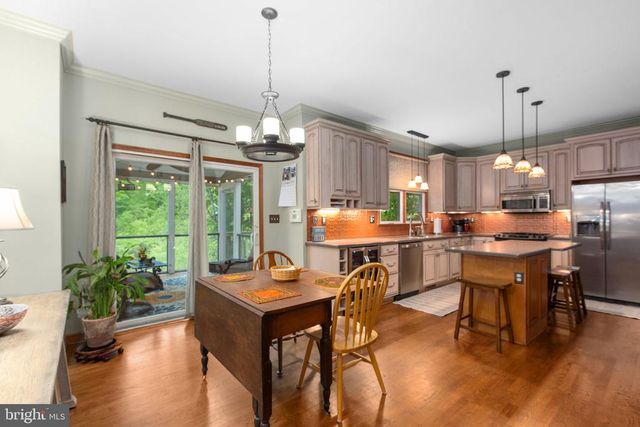 7931 GOLD LEAF CIR, Spotsylvania, VA 22551