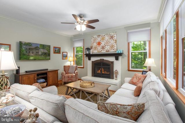7931 GOLD LEAF CIR, Spotsylvania, VA 22551
