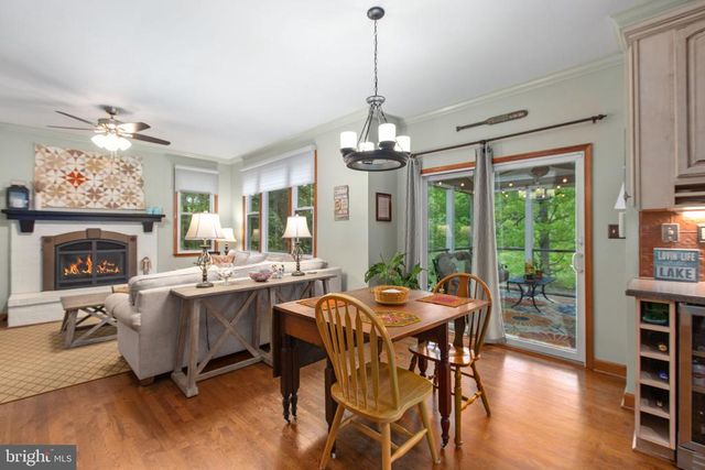 7931 GOLD LEAF CIR, Spotsylvania, VA 22551
