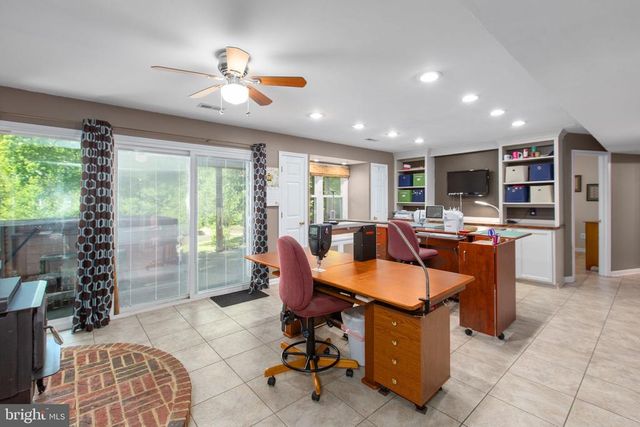 7931 GOLD LEAF CIR, Spotsylvania, VA 22551