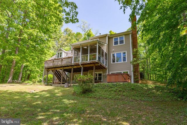7931 GOLD LEAF CIR, Spotsylvania, VA 22551