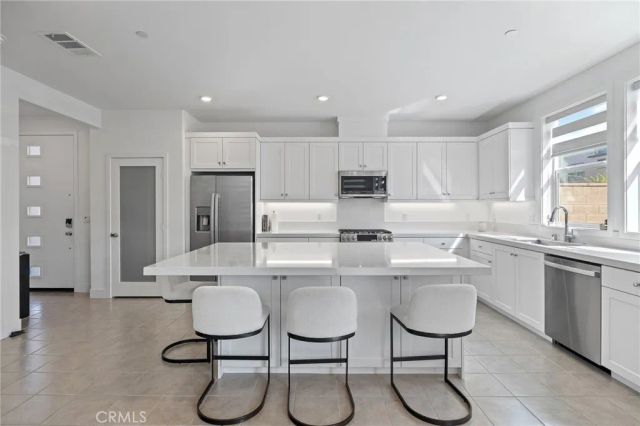 236 Yerba, Irvine, CA 92618