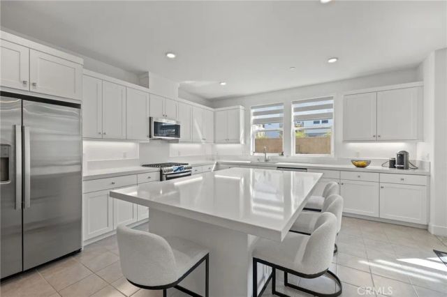 236 Yerba, Irvine, CA 92618