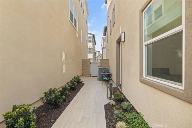 236 Yerba, Irvine, CA 92618