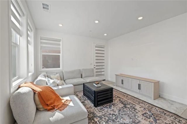 236 Yerba, Irvine, CA 92618