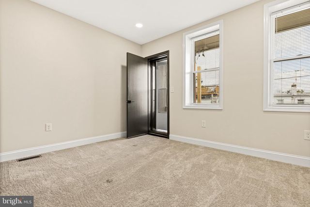 3232 E LOMBARD ST E, Baltimore, MD 21224