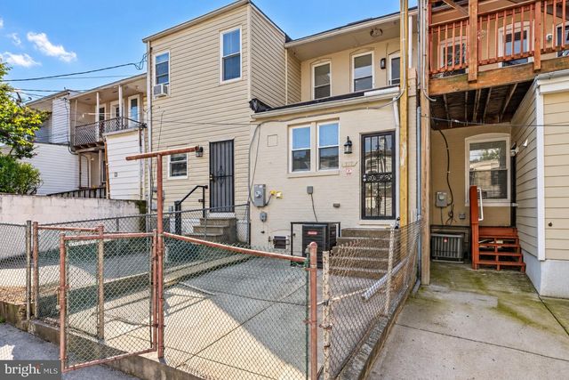 3232 E LOMBARD ST E, Baltimore, MD 21224