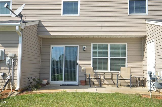 7505 Oliver Park Drive, Whitsett, NC 27377