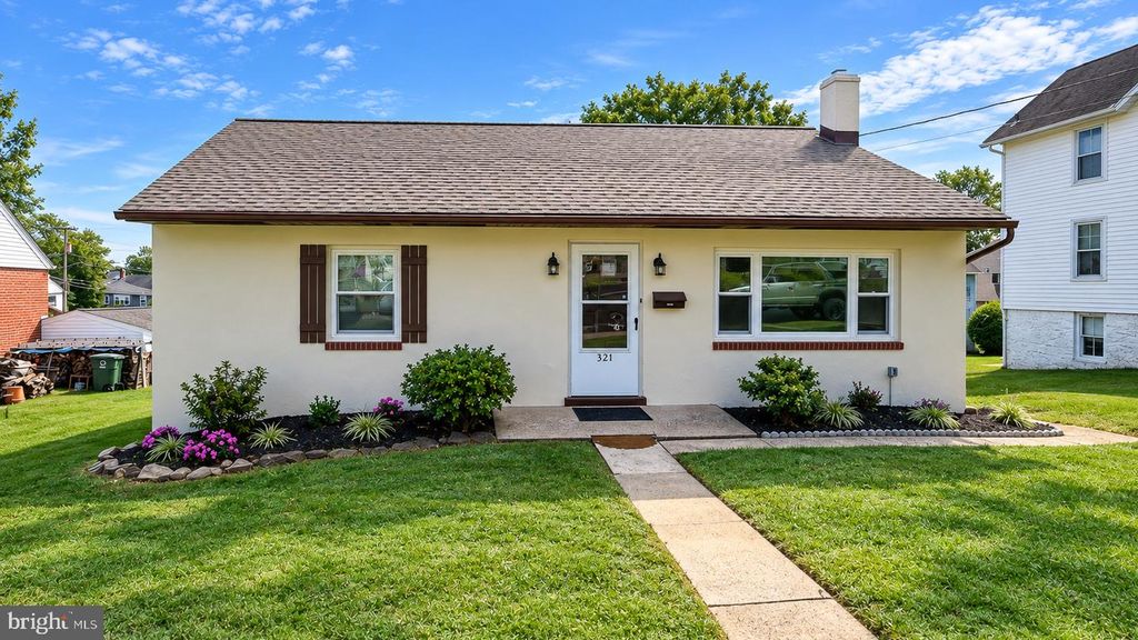 321 N 7TH STREET, Perkasie, PA 18944 — photo 2