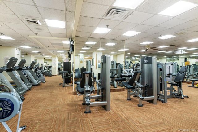 271-10 Grand Central Parkway 29V, Floral Park, NY 11005