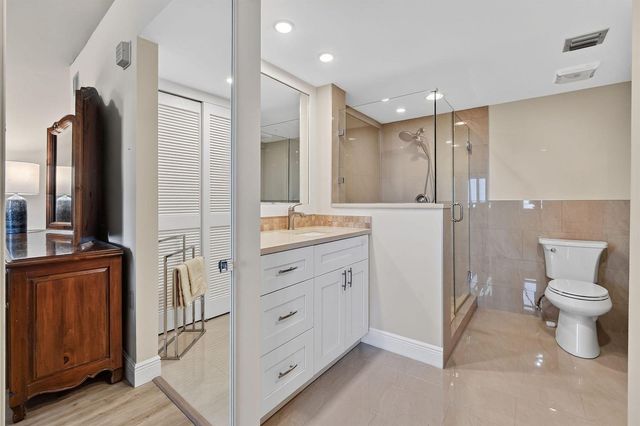 201 Ocean Bluffs Boulevard 5010, Jupiter, FL 33477