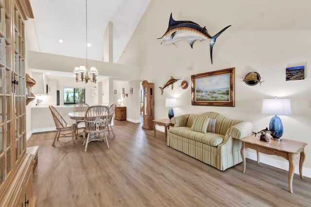 201 Ocean Bluffs Boulevard 5010, Jupiter, FL 33477