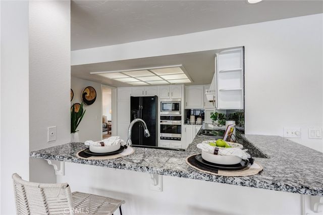 42768 Santa Suzanne Place, Temecula, CA 92592