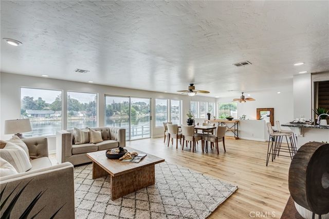 42768 Santa Suzanne Place, Temecula, CA 92592