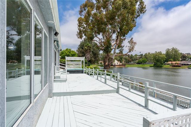 42768 Santa Suzanne Place, Temecula, CA 92592