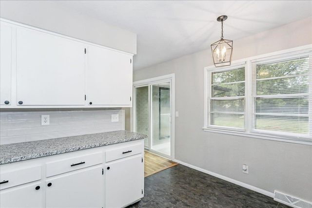 1023 N Gow St, Wichita, KS 67203