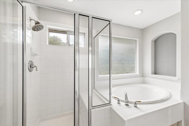 6 Vinca Trail, The Woodlands, TX 77382